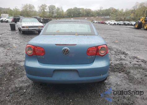2010 Volkswagen Eos Turbo z USA, uszkodzony, nr VIN WVWBA7AH7AV009818